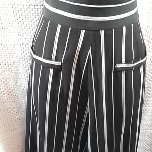 Black and white striped pants - Picture 3 of 6